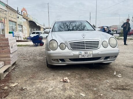 Mercedes E 240 2000