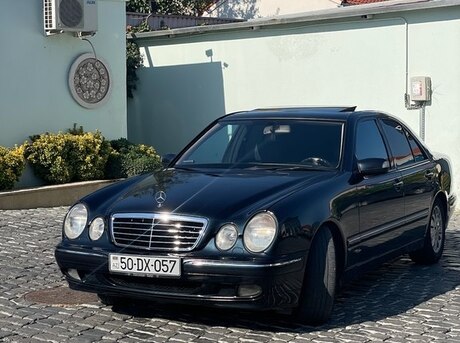 Mercedes E 270 2000