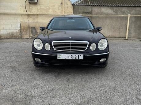 Mercedes E 240 2003