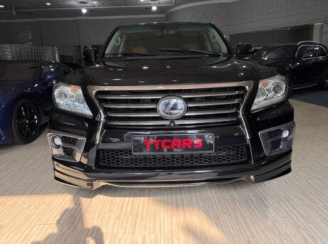 Lexus LX 570 2013