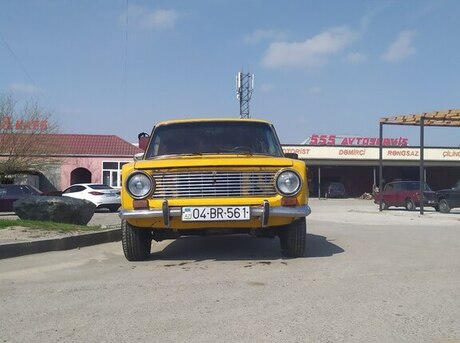LADA (VAZ) 21011 1984