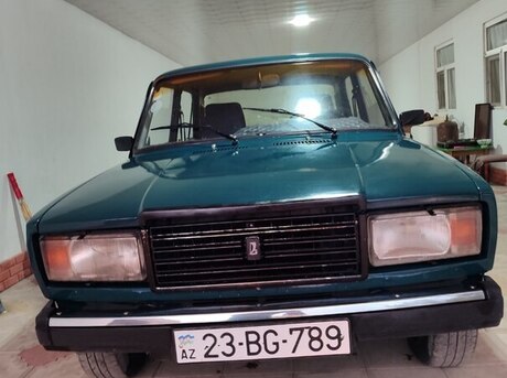 LADA (VAZ) 2107 2000