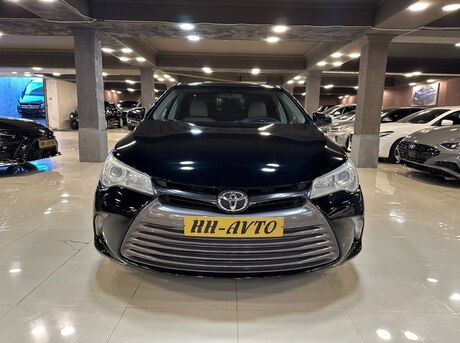 Toyota Camry 2015