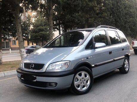 Opel Zafira 2000