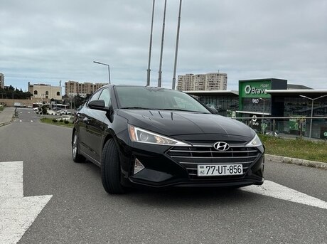 Hyundai Elantra 2020