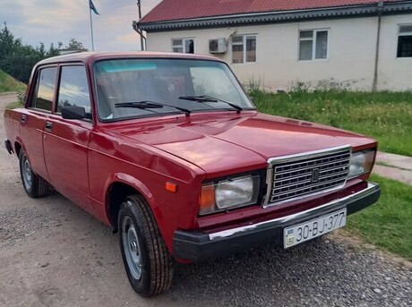 LADA (VAZ) 2107 2000