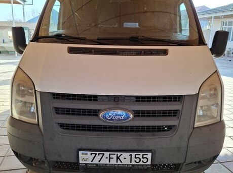 Ford Transit 2010
