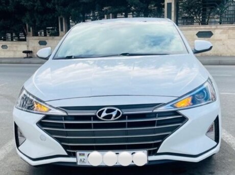 Hyundai Elantra 2020