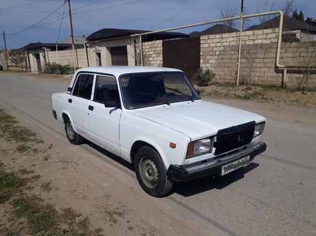 LADA (VAZ) 2107 2000