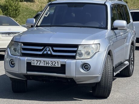 Mitsubishi Pajero 2006