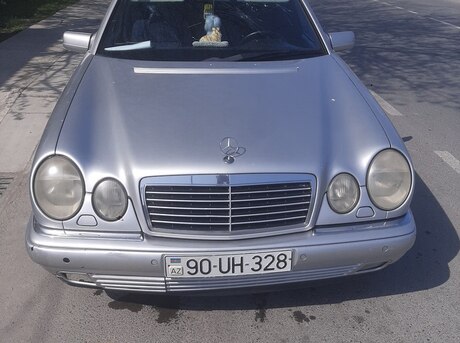 Mercedes E 240 1998