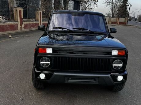 LADA (VAZ) Niva 2008