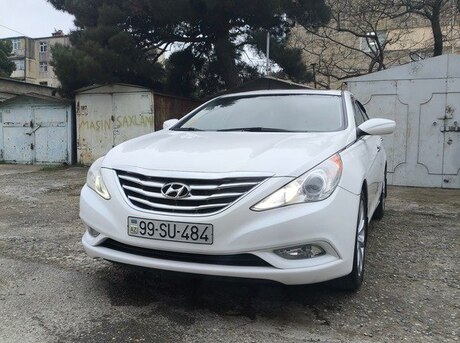 Hyundai Sonata 2011