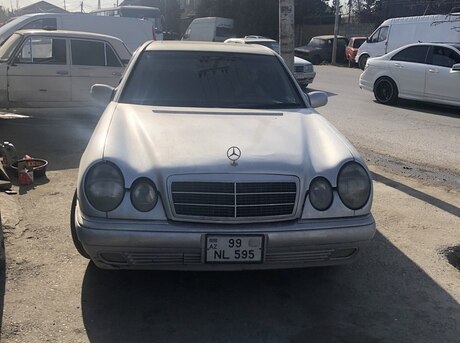 Mercedes E 300 d 1996