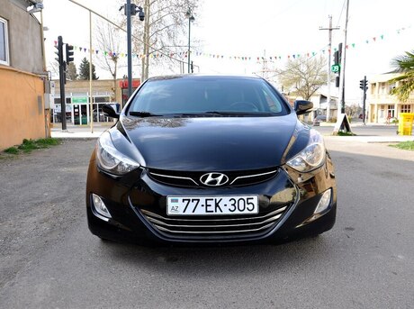 Hyundai Elantra 2013