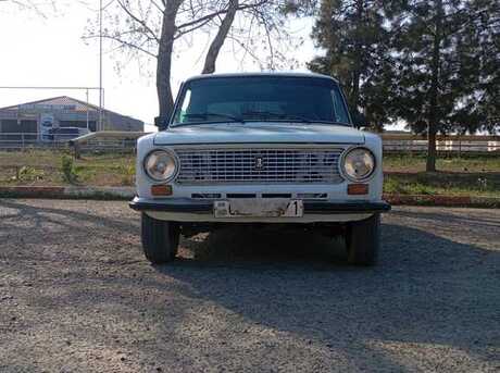 LADA (VAZ) 21011 1984