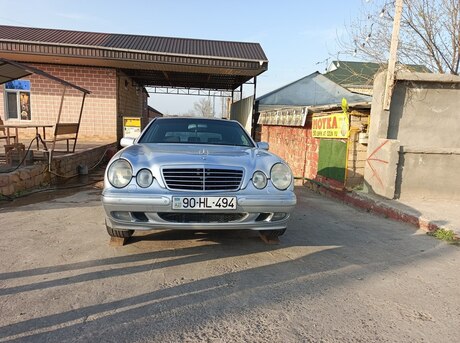 Mercedes E 220 d 1999