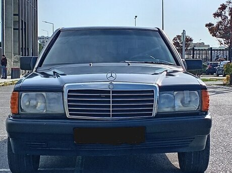 Mercedes 190 1990