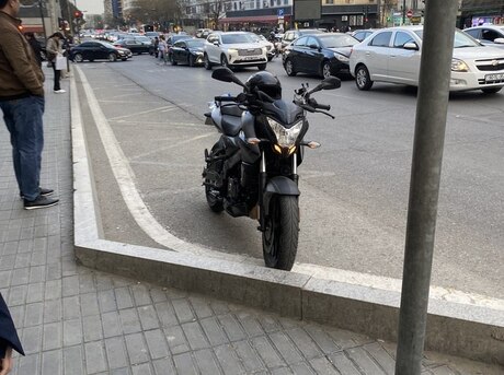 Bajaj Pulsar NS 200