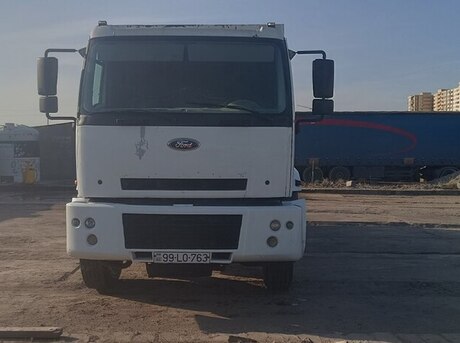 Ford Cargo