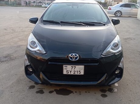 Toyota Aqua 2016