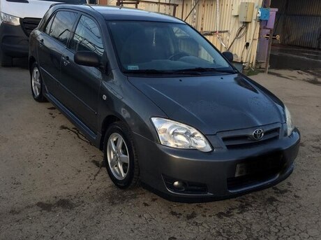 Toyota Corolla 2005