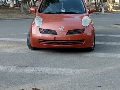 Nissan March 2002