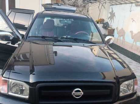 Nissan Pathfinder 2002