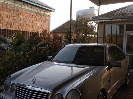 Mercedes E 240 1997