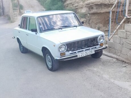 LADA (VAZ) 21011 1986