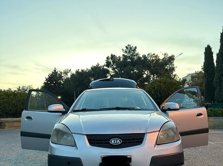 Kia Rio 2005