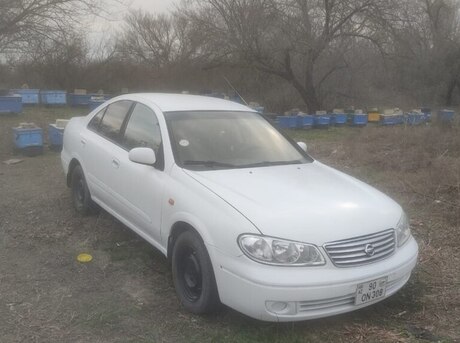 Nissan Sunny 2008