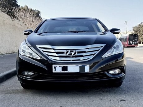 Hyundai Sonata 2011