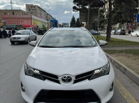 Toyota Auris 2014