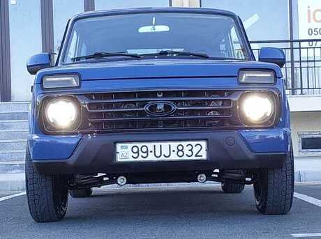 LADA (VAZ) Niva 2015