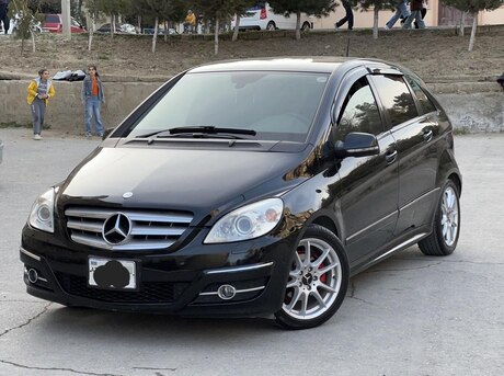 Mercedes B 170 2010