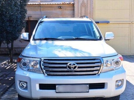 Toyota Land Cruiser 2013