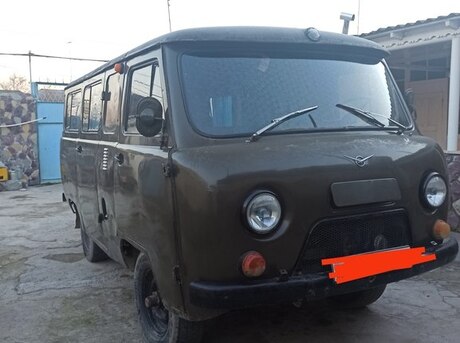 UAZ 390945 1987