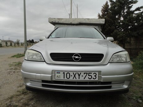 Opel Astra 2005