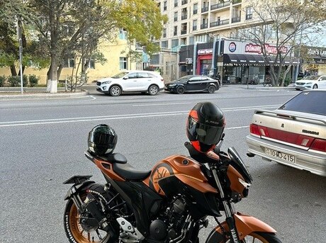 Yamaha  2021