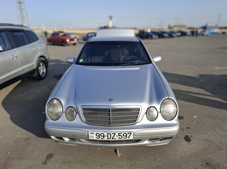 Mercedes E 220 d 1998