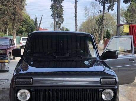 LADA (VAZ) Niva 2018