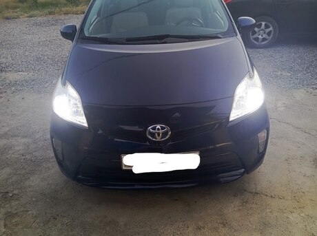 Toyota Prius 2012