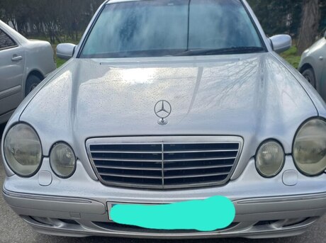 Mercedes E 270 2000