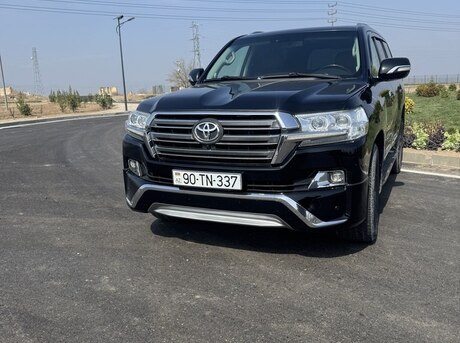 Toyota Land Cruiser 2010