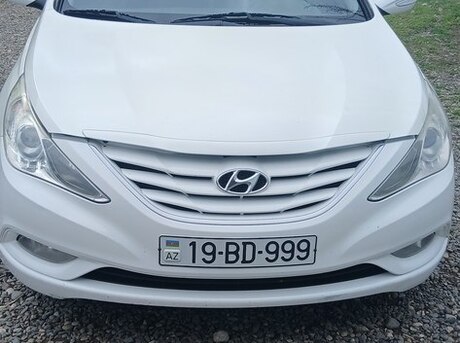 Hyundai Sonata 2010