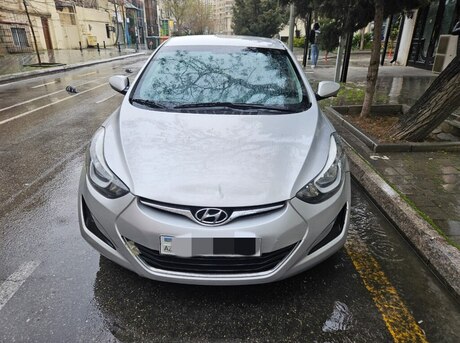 Hyundai Elantra 2015