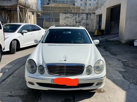Mercedes E 240 2005