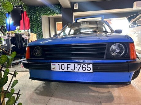 Opel  1980