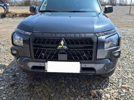 Mitsubishi L200 2024
